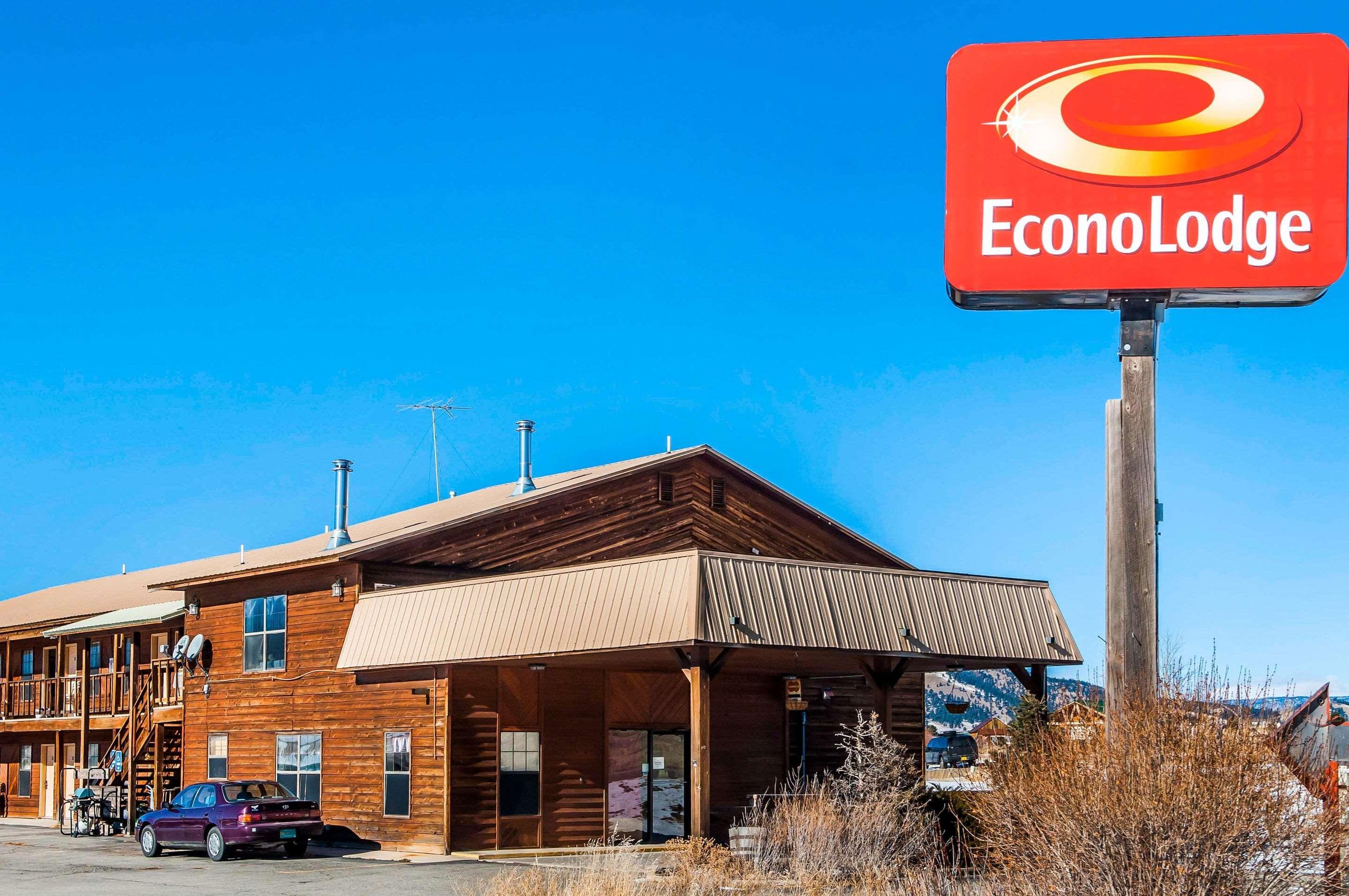 Econo Lodge Eagle Nest Exterior photo